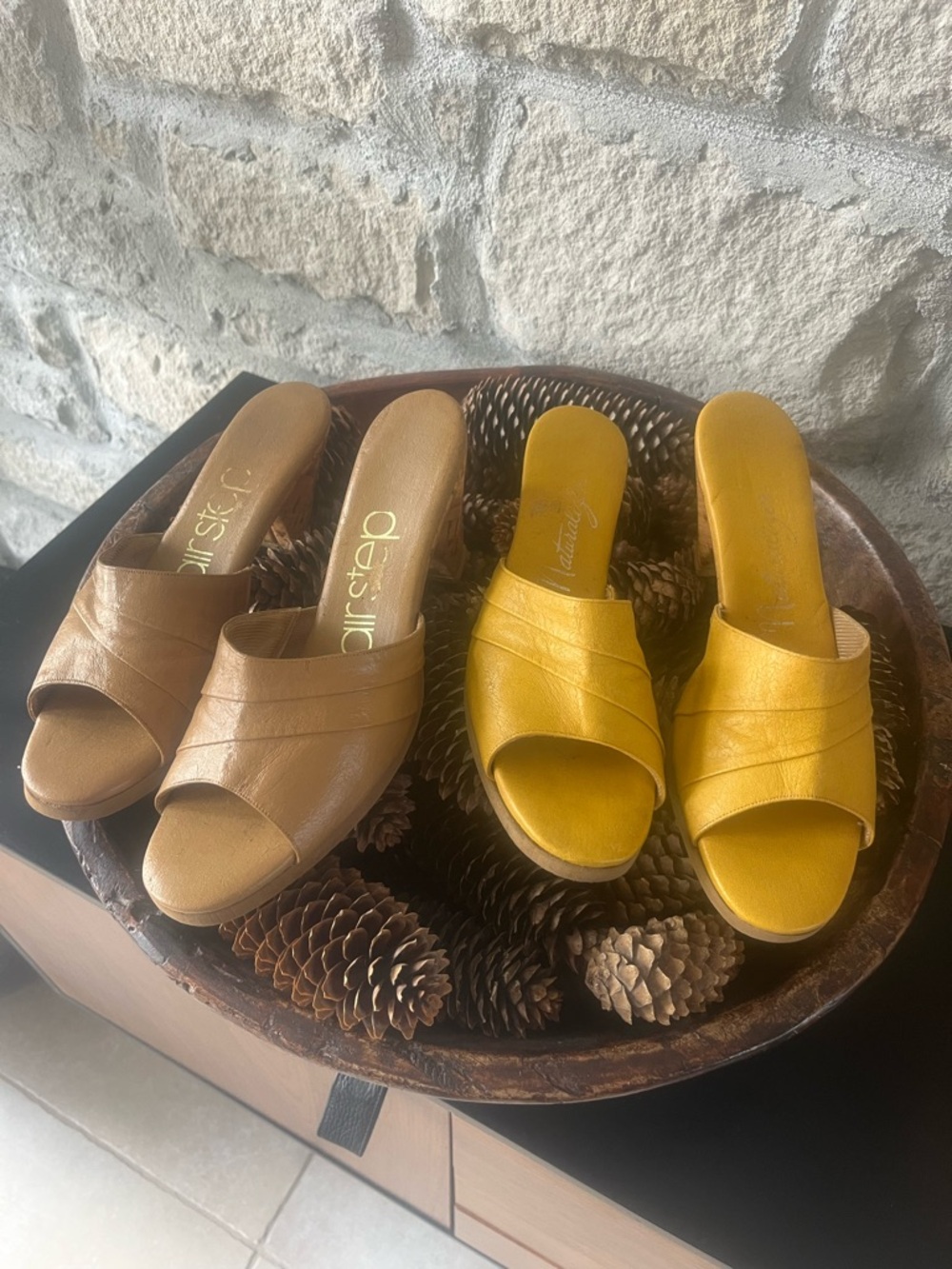 Vintage Naturalizer Tan Open-Toe Slide Mules 8.5